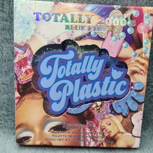 BH x Iggy Totally 2000's Mini Eyeshadow Palette in Blue Fur